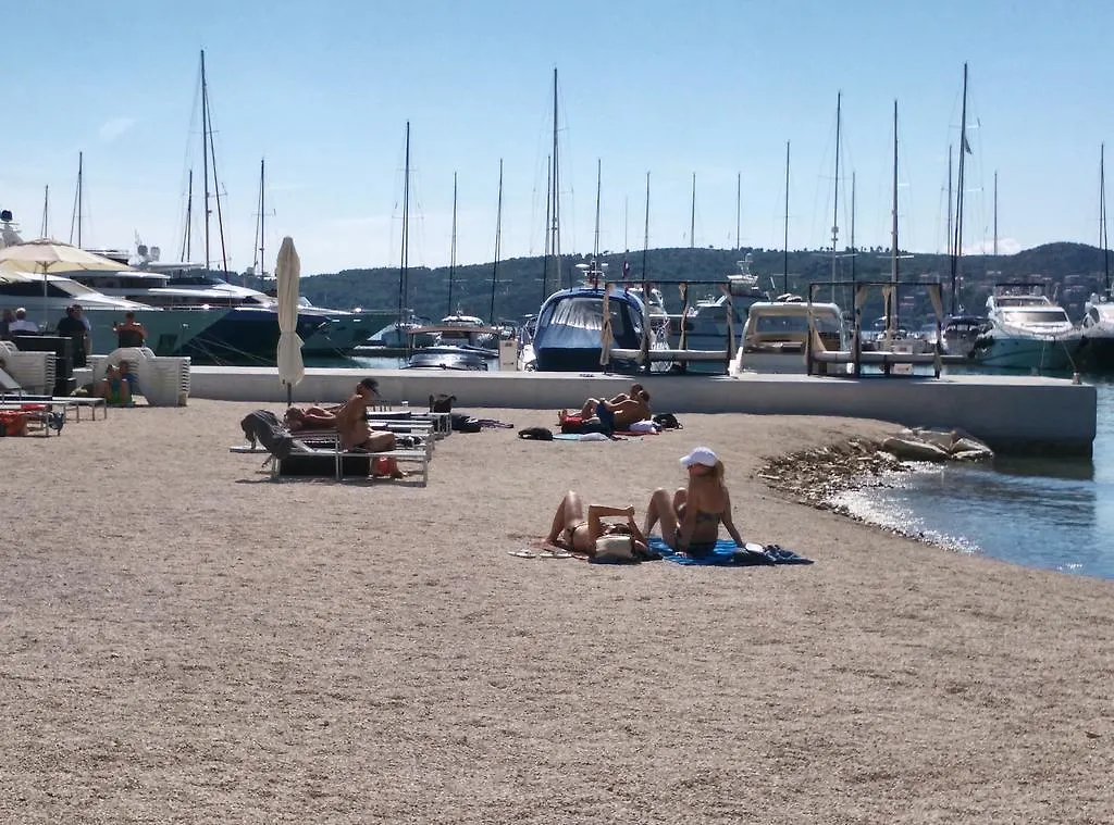 Apartments Gina Trogir
