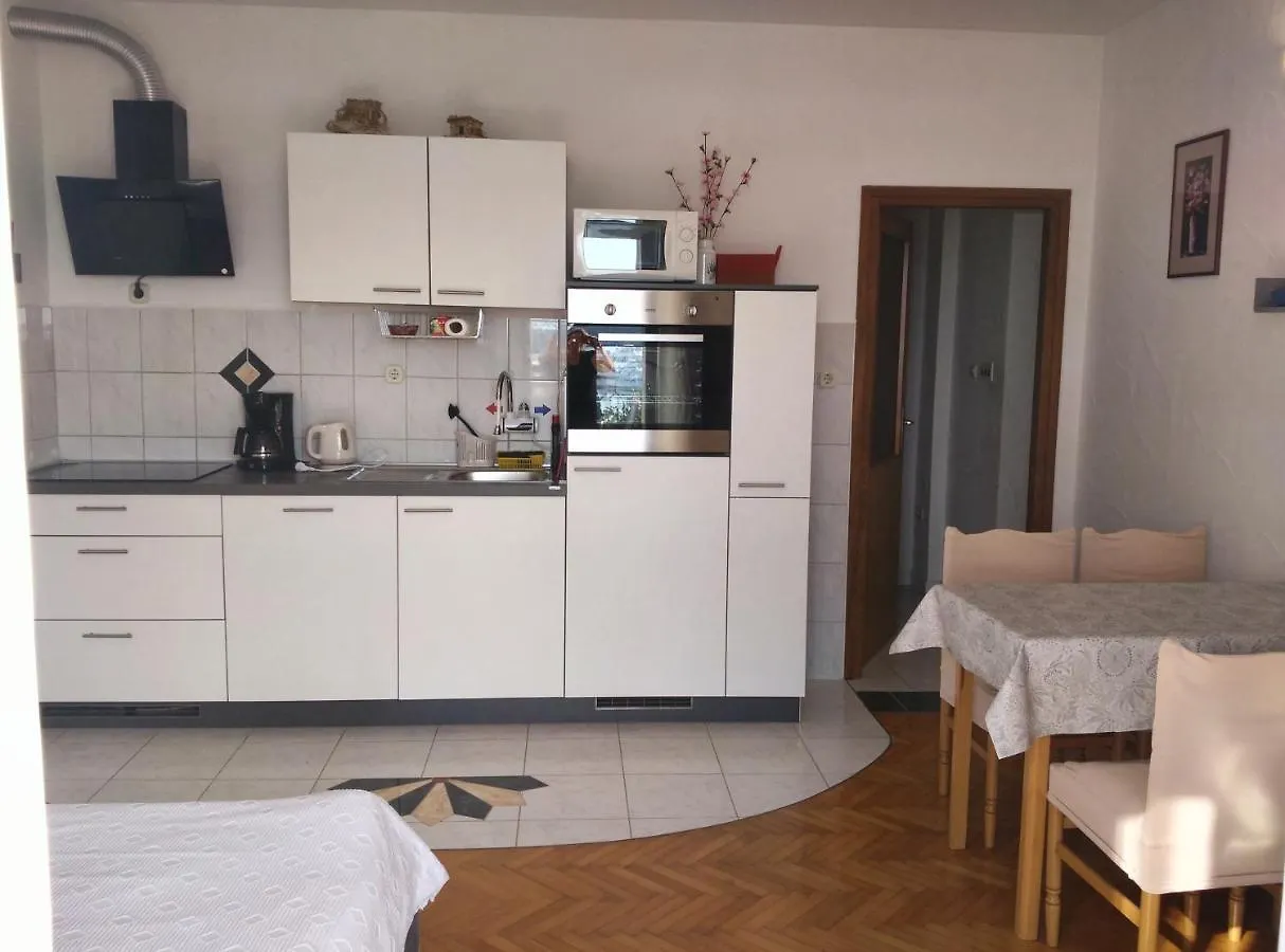 Apartments Gina Trogir Croatia